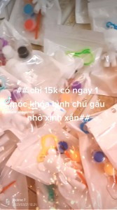 Móc khóa hinh bé gấu mini kèm màu