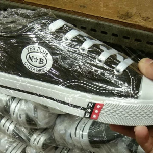 sepatu sekolah NB hitam putih tali pendek /sepatu seragam sekolah anak SDSMPSMA/sepatu sneaker