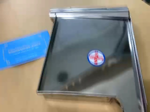 Khay chia liều thuoc cỡ nhỏ dùng khi cắt đếm thuoc chất liệu Inox Xuất xứ Việt Nam