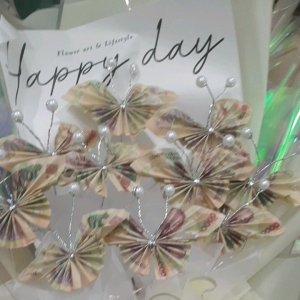 bó hoa hình bướm xinh lun linh sản phẩm