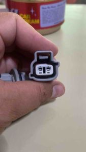 ปลั๊กขั้วไฟรถยนต์ 2 พิน พร้อมสายไฟ ของแท้มือสองญี่ปุ่น (รหัสP233)