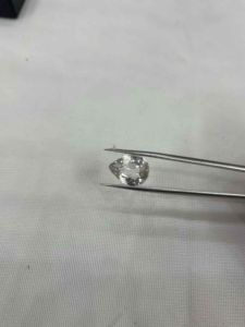 0895-ĐÁ TOPAZ TRẮNG THIÊN NHIÊN CÓ BAO THỀ TẠP CHẤT (8.9 carat)