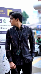 Sharma Kemeja Batik Pria Lengan Panjang Wonosari Formal Slim Fit Casual Baju Batik Kantor Cowok Laskala