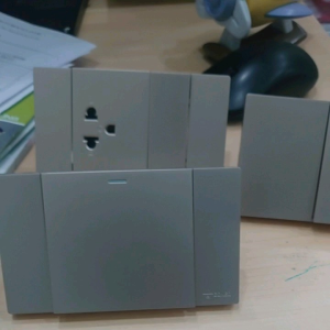 Mặt ổ điện cao cấp Gorneo