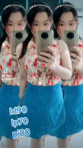 Dress Kombinasi: Pakaian Formal untuk Acara\\n\\nDalam dunia fashion, pakaian formal seringkali menjadi pilihan yang tepat untuk berbagai acara. Salah satu jenis pakaian formal yang populer adalah dress kombinasi wanita. Dress kombinasi wanita tidak hanya elegan, tetapi juga nyaman dipakai. Artikel ini akan membahas tentang dress kombinasi wanita, termasuk bahan, desain, cara memilih ukuran dan warna, serta bagaimana menggunakannya.\\n\\n Apa Itu Dress Kombinasi Wanita?\\n\\nDress kombinasi wanita adalah jenis dress yang terdiri dari dua bagian, yaitu atasan dan bawahan, yang bisa dipakai secara terpisah atau digabungkan menjadi satu set. Dress kombinasi wanita biasanya terbuat dari bahan katun berkualitas tinggi yang nyaman dipakai dan mudah diatur. Desain dress kombinasi wanita juga sangat beragam, mulai dari desain sederhana hingga desain yang lebih elegan.\\n\\n Bahan Katun Berkualitas Tinggi\\n\\nBahan utama dress kombinasi wanita adalah katun berkualitas tinggi. Bahan katun berkualitas tinggi sangat cocok untuk pakaian formal karena sifatnya yang lembut, adem, dan tidak mudah kusut. Selain itu, bahan katun juga mudah dicuci dan tahan lama.\\n\\n Desain Elegan & Nyaman\\n\\nDress kombinasi wanita memiliki desain yang elegan dan nyaman. Desainnya bisa sederhana atau lebih rumit, tergantung pada kebutuhan dan selera Anda. Ada banyak pilihan desain dress kombinasi wanita, mulai dari model polos hingga model dengan detail seperti ruffles atau lace.\\n\\n Bagaimana Memilih Ukuran & Warna Beragam?\\n\\nMemilih ukuran dan warna dress kombinasi wanita yang tepat sangat penting agar Anda merasa nyaman dan percaya diri ketika mengenakannya. Berikut ini beberapa tips yang bisa Anda ikuti:\\n\\n Tips Memilih Ukuran yang Tepat\\n\\nUntuk memilih ukuran dress kombinasi wanita yang tepat, Anda perlu mempertimbangkan beberapa hal, seperti ukuran tubuh Anda, jenis acara yang akan Anda hadiri, dan selera pribadi Anda. Jika Anda memiliki tubuh yang kurus, pilih ukuran yang pas atau sedikit lebih besar agar Anda tetap nyaman. Jika Anda memiliki tubuh yang gemuk, pilih ukuran yang pas atau sedikit lebih kecil agar Anda terlihat ramping.\\n\\n Pilihan Warna yang Cocok\\n\\nWarna dress kombinasi wanita juga penting untuk dipertimbangkan. Ada banyak pilihan warna yang bisa Anda pilih, mulai dari warna netral seperti hitam, putih, atau abu-abu hingga warna-warna cerah seperti merah, biru, atau hijau. Pilih warna yang sesuai dengan jenis acara yang akan Anda hadiri dan selera pribadi Anda.\\n\\n Bagaimana Menggunakan Dress Kombinasi?\\n\\nDress kombinasi wanita bisa dipakai untuk berbagai acara, baik formal maupun non-formal. Berikut ini beberapa ide tentang bagaimana menggunakan dress kombinasi wanita:\\n\\n Cara Memadukan dengan Aksesoris\\n\\nUntuk membuat penampilan Anda semakin menarik, Anda bisa memadukan dress kombinasi wanita dengan aksesoris seperti sepatu, tas, atau perhiasan. Pilih aksesoris yang sesuai dengan warna dan desain dress kombinasi wanita Anda.\\n\\n Ide Untuk Acara Formal & Non-formal\\n\\nDress kombinasi wanita bisa dipakai untuk berbagai acara, baik formal maupun non-formal. Untuk acara formal, Anda bisa memadukan dress kombinasi wanita dengan sepatu hak tinggi dan tas elegan. Untuk acara non-formal, Anda bisa memadukan dress kombinasi wanita dengan sepatu flat dan tas yang lebih santai.\\n\\n Bagaimana Merawat Dress Kombinasi?\\n\\nMerawat dress kombinasi wanita dengan benar sangat penting agar pakaian Anda tetap awet dan tampilan Anda tetap menarik. Berikut ini beberapa tips merawat dress kombinasi wanita:\\n\\n Tips Membersihkan & Menyimpan\\n\\nUntuk membersihkan dress kombinasi wanita, Anda bisa mencucinya dengan tangan menggunakan deterjen yang lembut. Setelah dicuci, jemur dress kombinasi wanita di tempat yang teduh dan tidak langsung terkena sinar matahari. Untuk menyimpan dress kombinasi wanita, lipatlah dengan rapi dan simpan di lemari pakaian Anda.\\n\\n Perawatan Spesial untuk Bahan Katun\\n\\nBahan katun memerlukan perawatan khusus agar tetap awet dan tidak mudah rusak. Hindari mencuci dress kombinasi wanita dengan mesin cuci karena bisa merusak bahan katun. Jangan gunakan pemutih atau pewarna pakaian ketika mencuci dress kombinasi wanita. Jika dress kombinasi wanita Anda berwarna cerah, jemurlah di tempat yang teduh dan tidak langsung terkena sinar matahari.\\n\\nDengan mempertimbangkan tips-tips di atas, Anda bisa memilih dan menggunakan dress kombinasi wanita dengan benar dan merawatnya dengan baik. Dress kombinasi wanita adalah pilihan yang tepat untuk berbagai acara formal dan non-formal, serta bisa menjadi penambah kepercayaan diri Anda.\n}