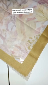 Hijab Segi Empat yucca Buttonscaraves