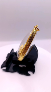 K234 หลวงพ่อโสธร วัดโสธร รุ่นกรมตำรวจ 80 ปี เนื้อ ทองเหลือง กันน้ำ ขนาด 5x3 ซม. กรอบพระ ทองไมครอน ล้อมเพชร