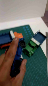 Mainan Mobil KUD Truk Pasir Isi 12 Pcs