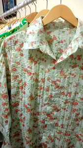 Atasan wanita / Baju wanita / Baju sisa toko