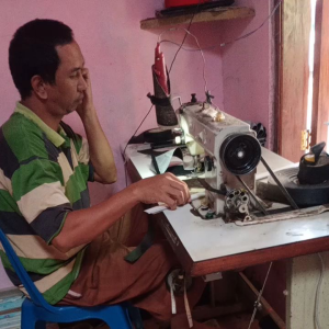 PECI SONGKOK MURAH NU NAMA DAN LOGO NAMA MINIMAL 10 pcs (pre order 10 hari)BLUDRU KONTESA DALAMAN SALUR DAN MIKA HITAM COCOK UNTUK ANAK DAN DEWASA