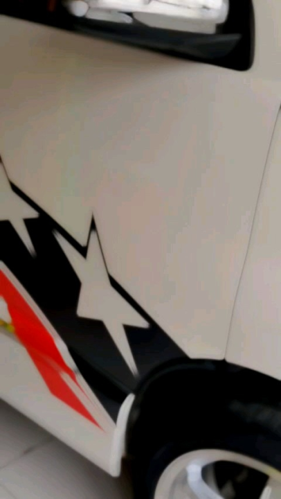 Sticker samping body granmax blind van luxxio sticker cutting mobil luxio sticker luxio sticker grandmax blind van