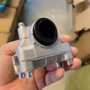 ใช้กับเครื่องตัดหญ้าไร้สาย/พร้อมไฟ และหุ่นยนต์ ทุกรุ่น NB411/RBC411/GX35 มียางรองเพลา ประกับ ตะกับ ปะกับ พร้อมใช้งาน