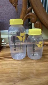 Bình trữ sữa MEDELA 250ml in logo chính hãng chất liệu PP không chứa BPA an toàn cho bé