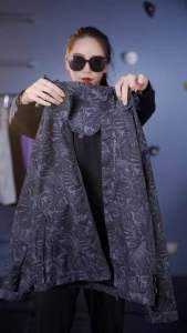 Áo Khoác Gió Nam Nữ thời trang in Hoạ Tiết Vải gió tráng bạc 2 lớp chống nước cản gió mẫu mới siêu hot hit năm 2023