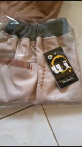 Celana Pendek Anak Rip Chinos: Bahan Nyaman & Desain Stylish