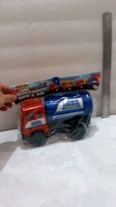 Mainan Truck Tangki Ukuran Sedang Panjang 22 cm no RKC 02231-1