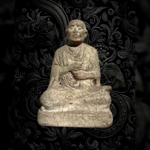 รูปเหมือนเนื้อผงขนาดบูชา พระสมเด็จพุฒาจารย์ (โต พรหมรังษี) หน้าตัก3นิ้ว เนื้อผงพุทธคุณ ทั้งองค์ สวยมาก ไม่ทราบปี #####