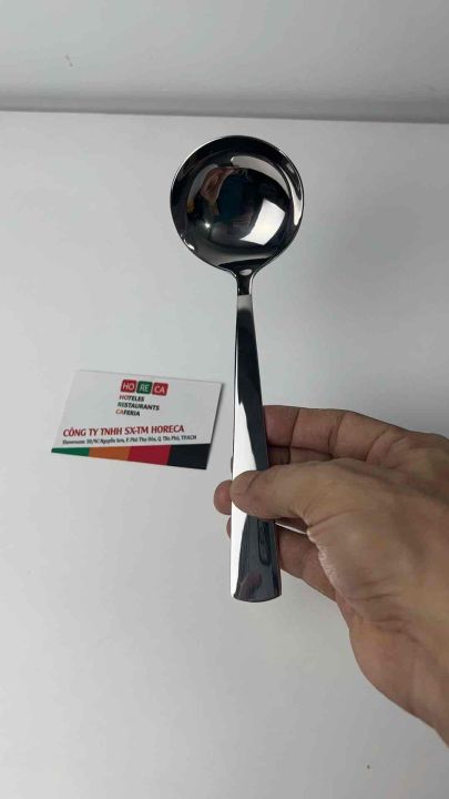 Muỗng (muôi), Vá múc canh inox 18/8 dày cao cấp sáng bóng, dùng để múc trên tô canh là phù hợp