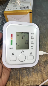ELECTRONIC BLOOD PRESSURE MONITOR