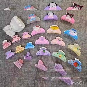 JEPIT RAMBUT SANRIO ARKRILIK IMPORT PREMIUM / JEPIT RAMBUT ARKRILIK KARAKTER HELLOKITTY KOREAN STYLE / JEDAI ARKRILIK ELEGAN BAHAN TEBAL / ACRYLIC SANRIO FRUITS HAIRCLAW