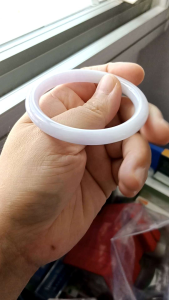 Jade bangle grade  A 54.2mm sg can view and try 天然缅甸翡翠a货。