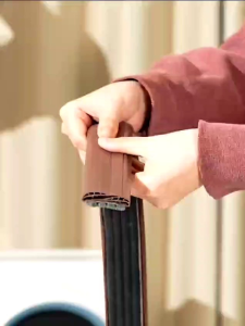 Penyegelan Celah Pintu dengan Pita Kain Silikon & Silikon Wool