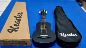 Kessler Ukulele Ukelele 21" Soprano with Free Bag Black color