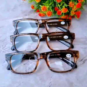 Kacamata Baca Plus Auto Fokus Ukuran +1.00 sd +3.00 Untuk Pria dan Wanita