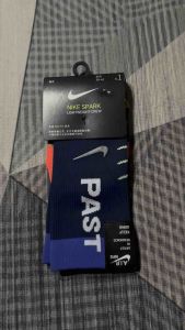 ถุงเท้าวิ่ง Nike SPARK LIGHTWEIGHT A.I.R. KELLY ANNA LONDON RUNNING CREW SOCKS ครึ่งแข้ง