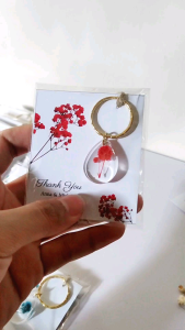 Souvenir Pernikahan Rustic Gantungan Resin Lucu Aesthetic