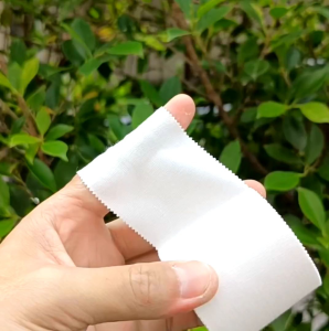 (ยกกล่อง) Neotape นีโอเทป 243248ชิ้น ผ้ายางปิดแผล ผ้าล็อค มี3ขนาด 1/2นิ้ว 1นิ้ว 2นิ้ว ยาว9.5เมตร ม้วนเปลือย พร้อมส่ง