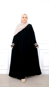 abaya jasmine / abaya jetblack renda lengan / abaya jetblack hitam pekat / gamis jetblack renda tali jari / abaya jetblack premium