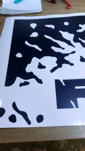 สติกเกอร์ติดฝาท้าย ford ranger ชุดนี้ได้ครบชุด ฟรีชุดติดตั้ง