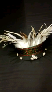 Mahkota etnik bulu dayak papua kerang asli.