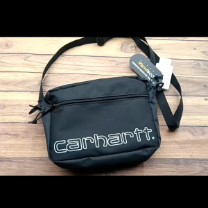 slingbag carhartt hitam