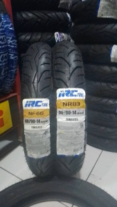 Ban matic IRC 80/90 90/90 ring 14 tubles vario beat nex fino mio