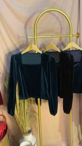 Scotteshop-Stella Atasan Bludru Square Neck Tangan Balon Top Blouse Velvet Korea 004