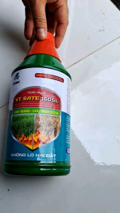 (chai 900ml)  trừ cỏ VT SATE 150SL - Chai 900ml  trừ cỏ khai hoang lưu dẫn Trừ cỏ chỉ mần trầu thài lài cỏ tranh cỏ gấu