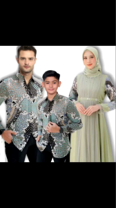 Batik Couple Keluarga Modern: Baju Batik Untuk Ayah & Anak