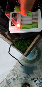Bộ sạc pin tiểu AA/AAA NiMh 12v 4 khe sạc độc lập
