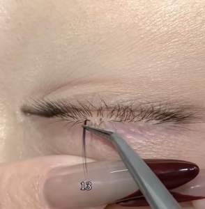 ทวิตเซอร์ Tweezers BONNITA พรีเมี่ยม จับหนึบ แน่น น้ำหนักเบามือ สินค้าพร้อมส่งในไทย