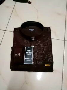 Koko  dewasa. Ter baru.