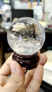 Natural Brazil Top Grade White Quartz Crystal Ball Ornament WQ06 #Naturalcrystal #WhiteCrystal #CrystalQuartz #homedecor #Crystalball
