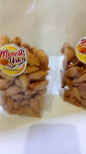 molen mini dengan campuran rasakacang hijau+ keju