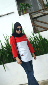 Oval Motif Kaos Atasan Wanita Bahan Katun Combet20s