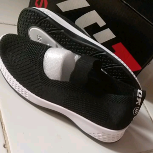 sepatu wanita big size slip on import terbaru