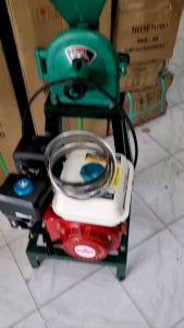 Mesin giling tepung disk mill FFC 15+Mesin penggerak bensin GX160 siap pakai