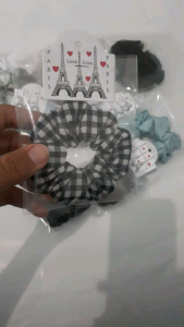 Rahmad Jayaa: Ikat Rambut Murah & Scrunchie Handmade