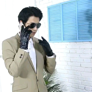 Men Touch Screen Gloves Black Button Warm Mittens Luxurious PU Leather Driving