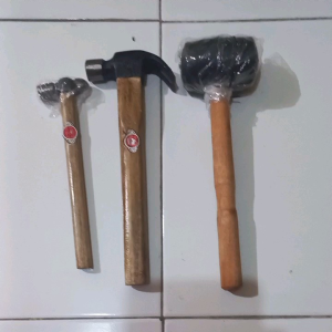 Palu Karet & Palu Kambing 050: Alat Tukang Multi Fungsi